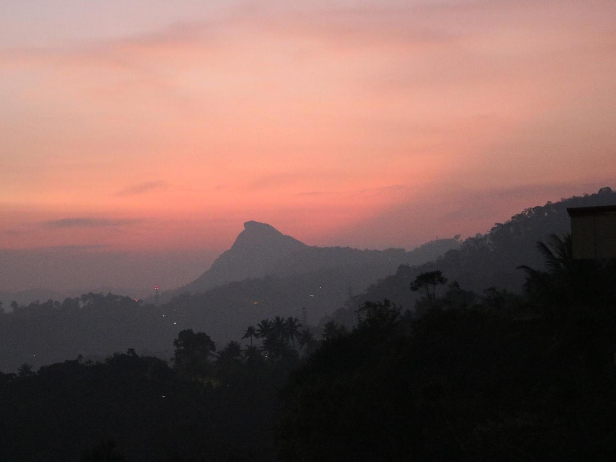 Asprin Homestay Munnar Esterno foto